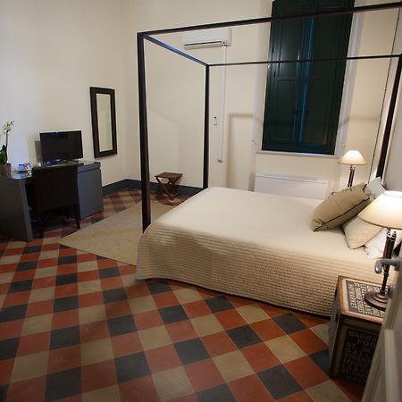 Bed and Breakfast Le Stanze Del Capotreno Bagheria Exterior foto
