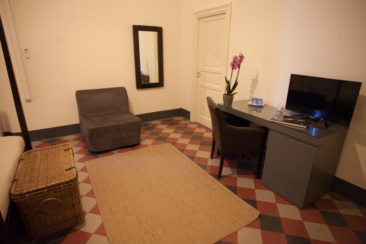 Bed and Breakfast Le Stanze Del Capotreno Bagheria Exterior foto