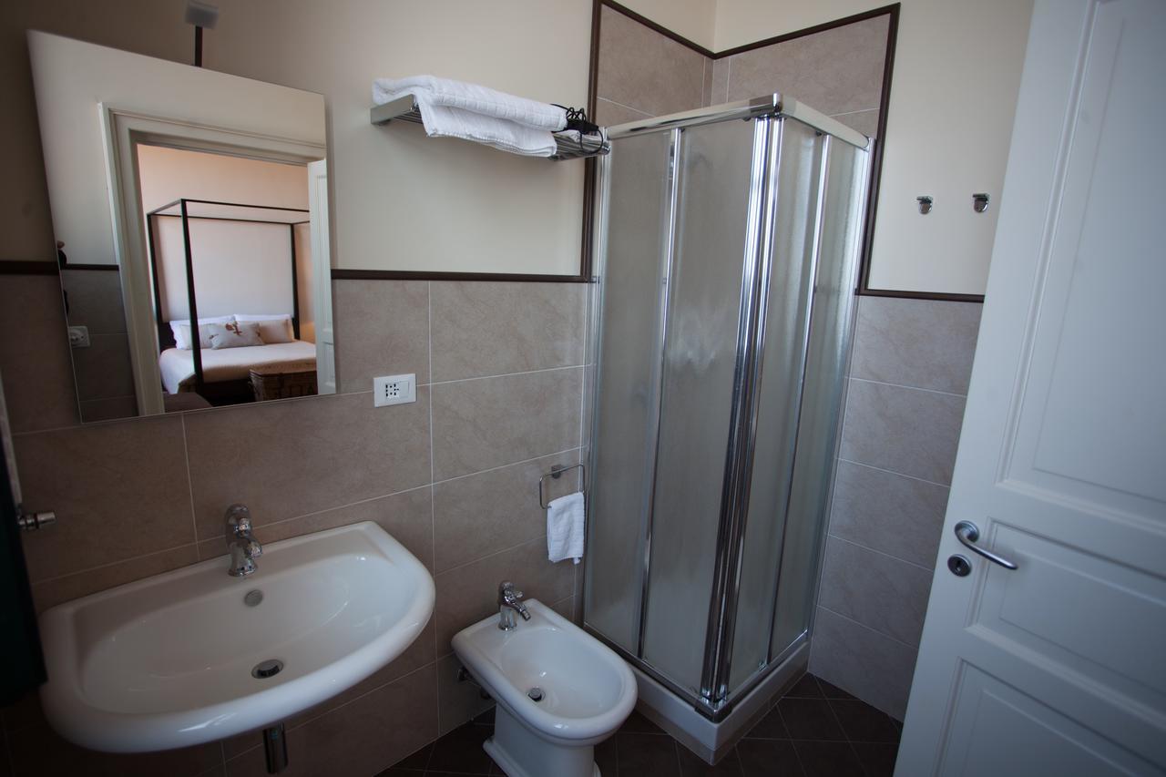 Bed and Breakfast Le Stanze Del Capotreno Bagheria Exterior foto