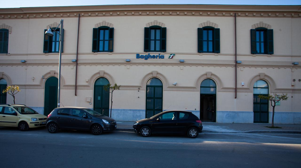 Bed and Breakfast Le Stanze Del Capotreno Bagheria Exterior foto