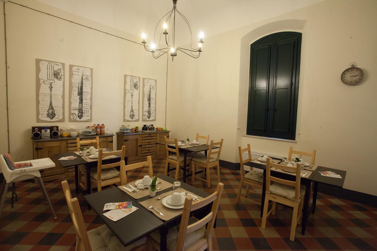 Bed and Breakfast Le Stanze Del Capotreno Bagheria Exterior foto