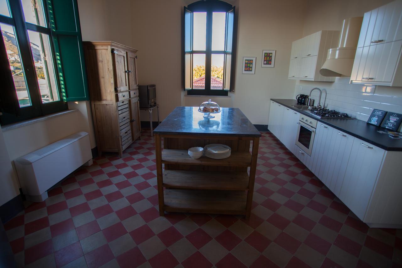 Bed and Breakfast Le Stanze Del Capotreno Bagheria Exterior foto