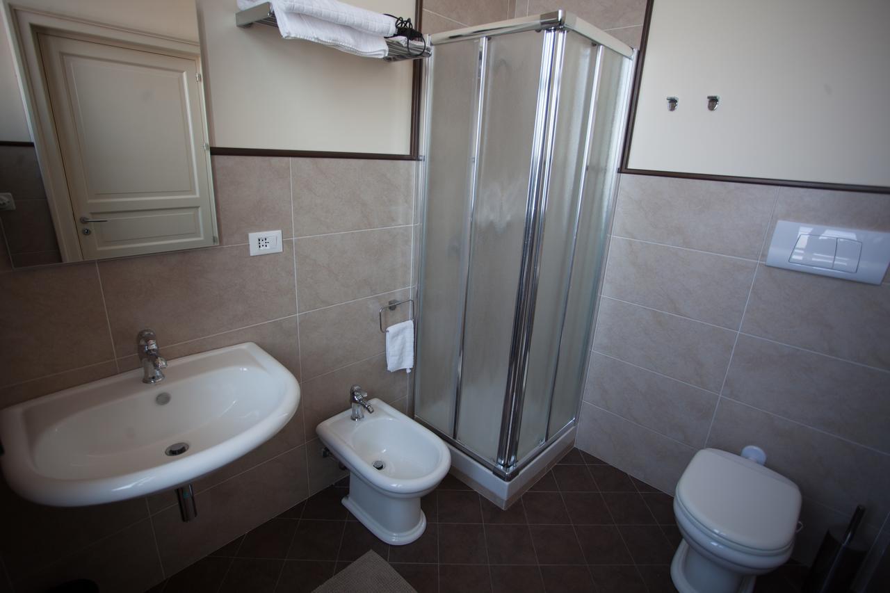 Bed and Breakfast Le Stanze Del Capotreno Bagheria Exterior foto